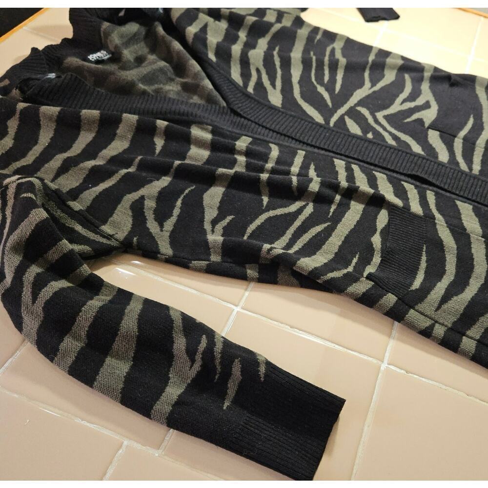 Jones New York Open Front Zebra Print Knit Cardigan Size Small Front Pockets - Picture 7 of 7